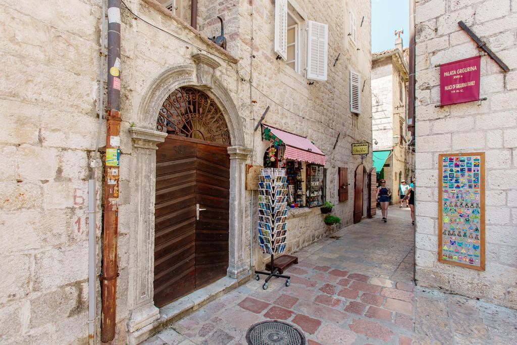 Old Town Museum Square Apartment Kotor Kültér fotó